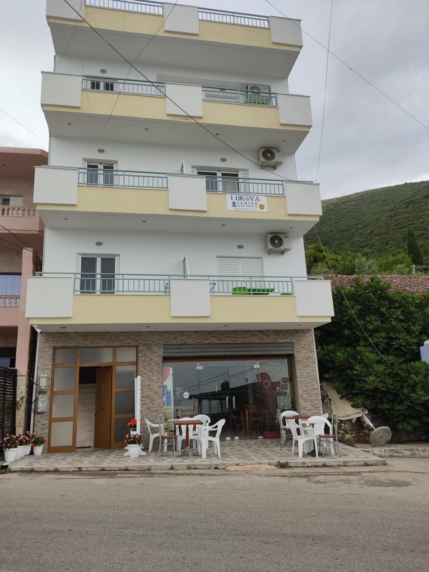 Lukova Center Apartments Экстерьер фото
